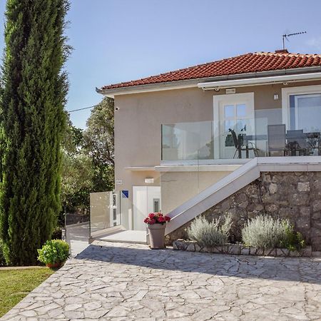 Apartments Petra Risika Εξωτερικό φωτογραφία