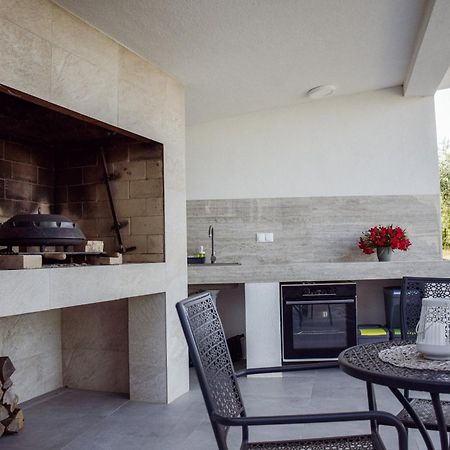 Apartments Petra Risika Εξωτερικό φωτογραφία
