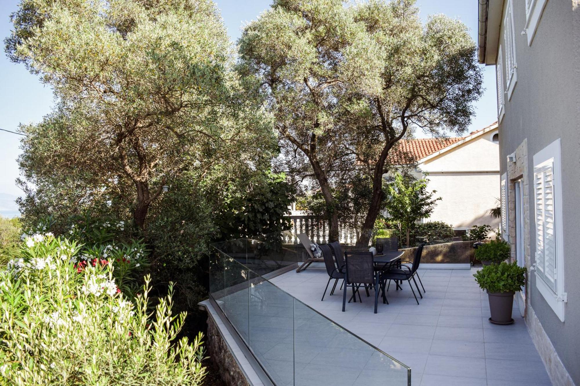 Apartments Petra Risika Εξωτερικό φωτογραφία